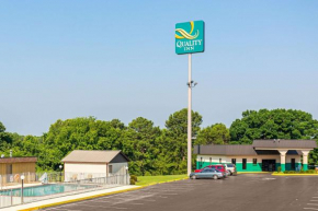  Quality Inn Hurricane Mills  Хуррикейн Майлс